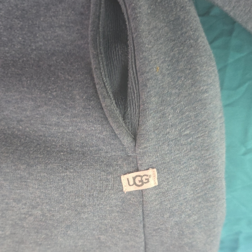 UGG Belted Robe With Pockets - Picture 4 of 8